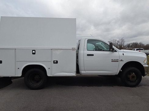 Used 2017 RAM 3500 Tradesman w/ Power & Remote Entry Group image 4