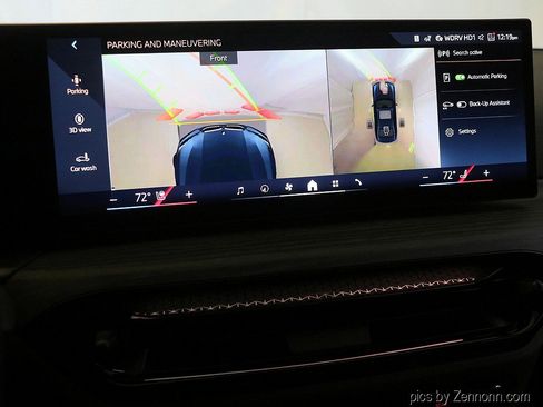 Used 2025 BMW 330i xDrive Sedan w/ M Sport Package image 22