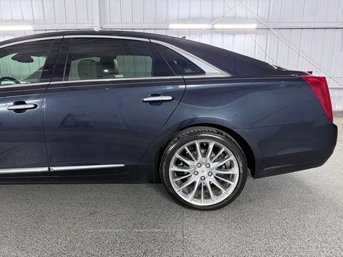 Used 2014 Cadillac XTS Platinum AWD/4WD image 11