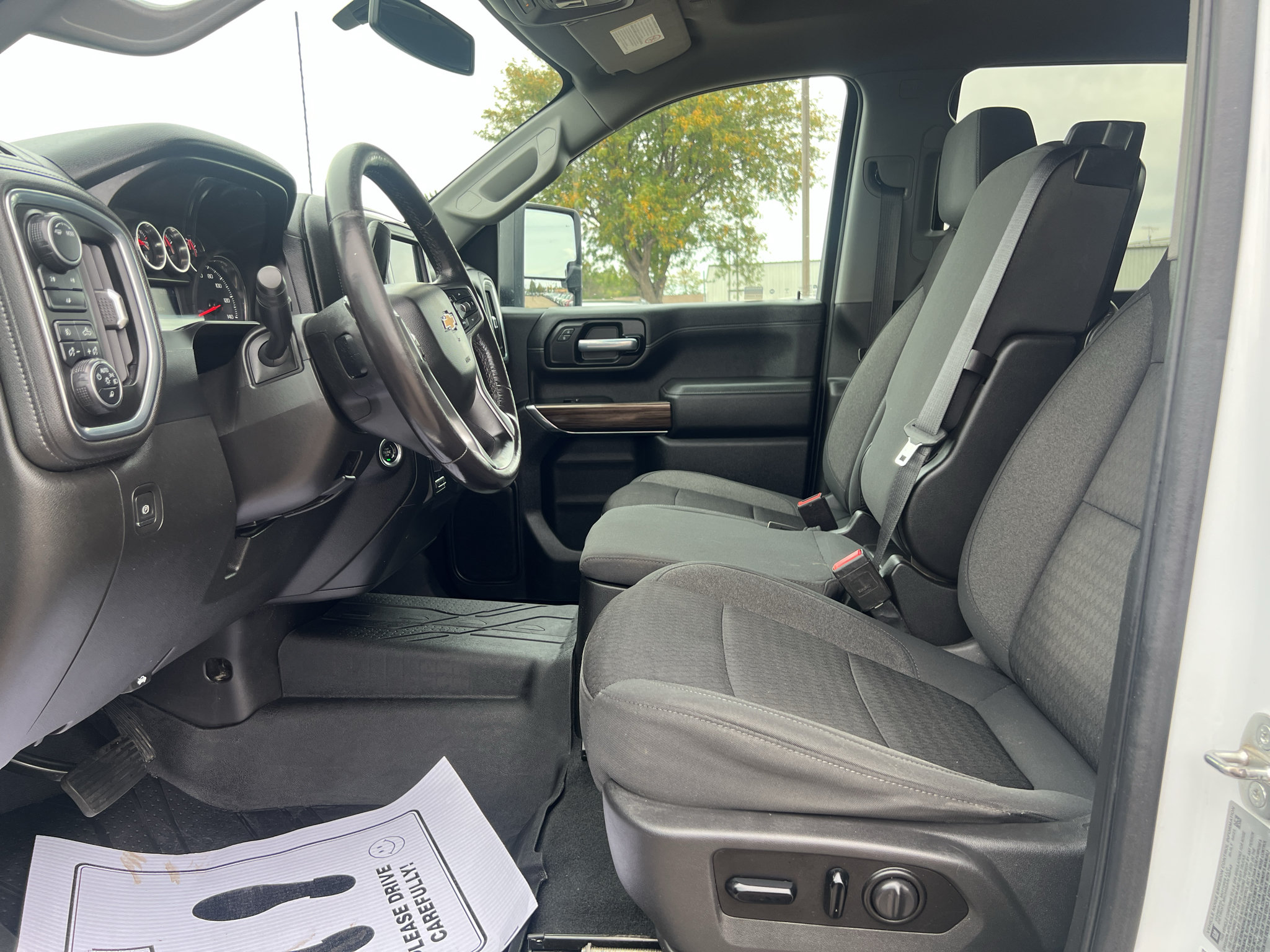 Used 2021 Chevrolet Silverado 2500 LT w/ Z71 Chrome Sport Edition AWD/4WD image 10