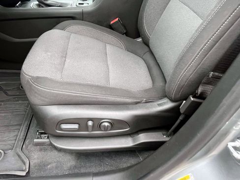 Certified 2023 Chevrolet Traverse LT image 17