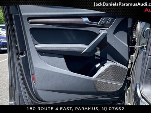 Used 2023 Audi Q5 2.0T Premium Plus w/ Premium Plus Package AWD/4WD image 15