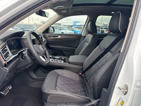 New 2026 Volkswagen Atlas SEL Premium R-Line AWD/4WD image 16