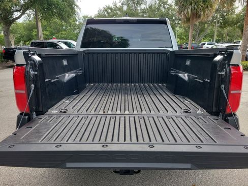 Used 2025 Toyota Tacoma SR AWD/4WD image 8
