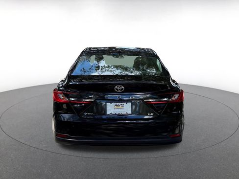Used 2025 Toyota Camry LE FWD image 10
