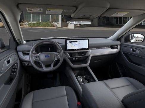 New 2026 Ford Explorer Active w/ Active Comfort Package RWD image 9