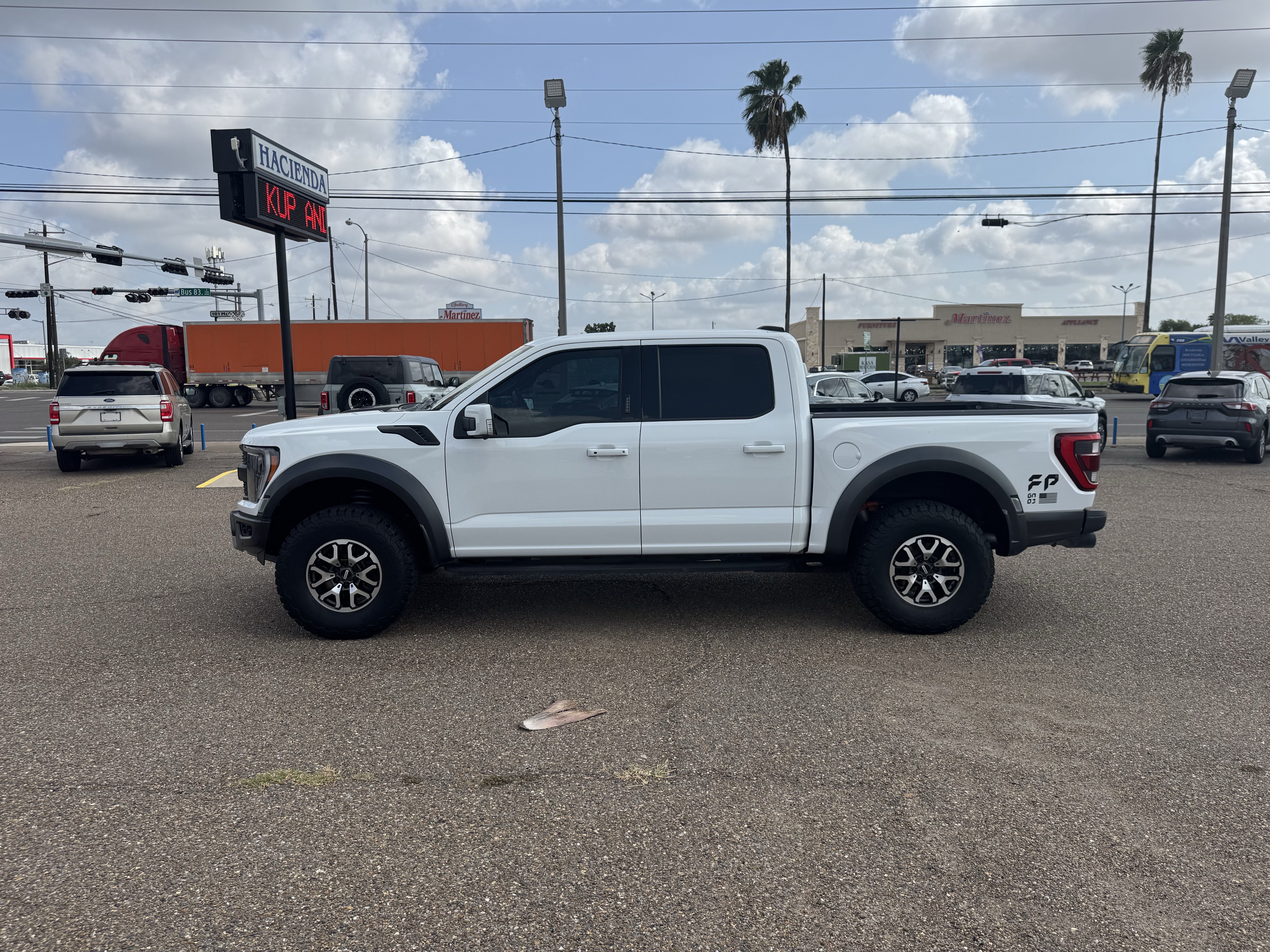 Used 2023 Ford F150 Raptor AWD/4WD image 2
