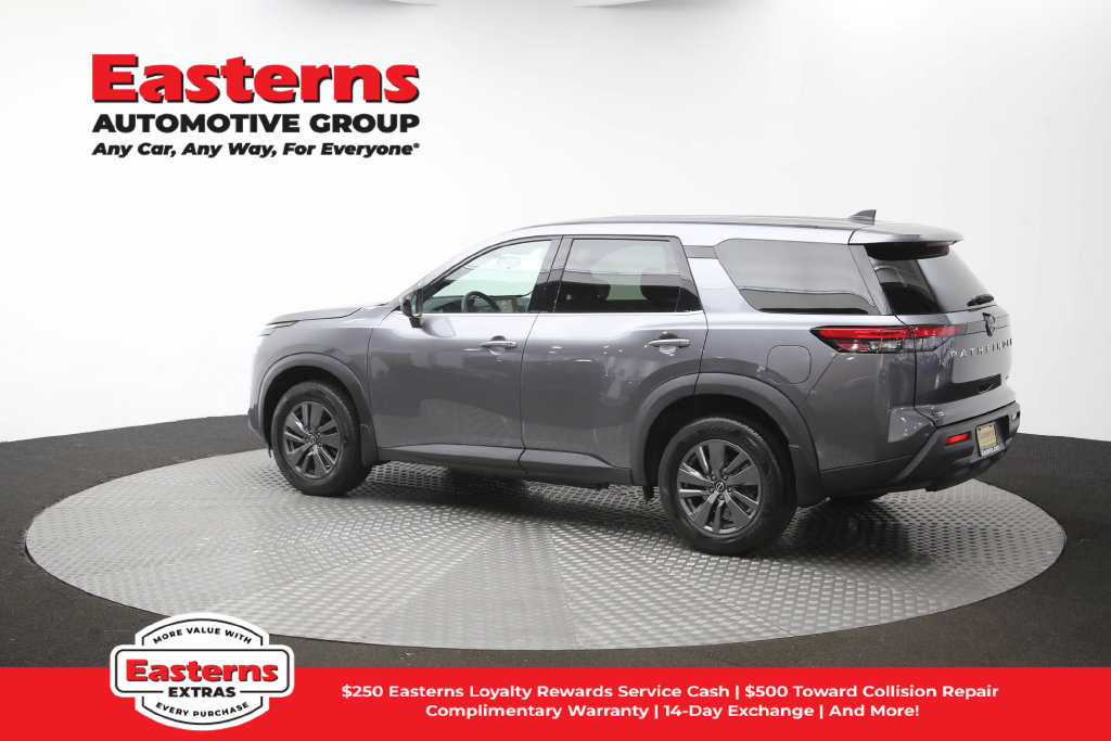Used 2024 Nissan Pathfinder S AWD/4WD image 65