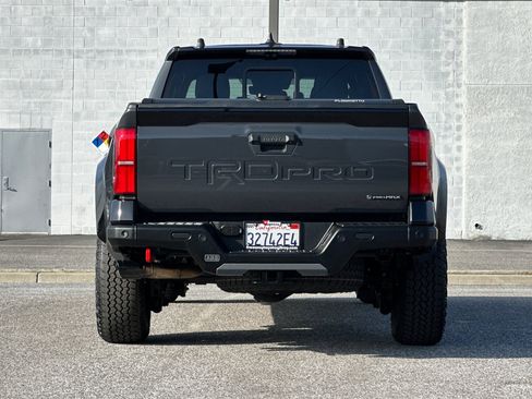 Certified 2025 Toyota Tacoma TRD Pro image 5