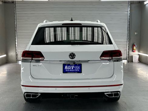 Used 2021 Volkswagen Atlas SEL R-Line FWD image 8