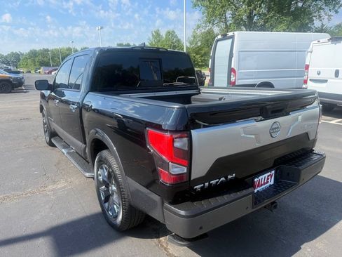 Used 2024 Nissan Titan Platinum Reserve w/ Moonroof Package RWD image 5