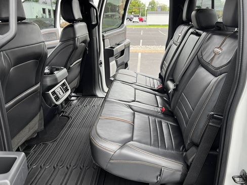 Used 2023 Ford F250 Platinum w/ FX4 Off-Road Package image 18