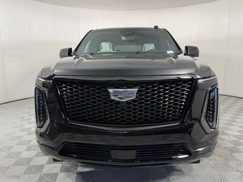 Certified 2026 Cadillac Escalade Platinum Sport w/ LPO, ONYX Package image 15