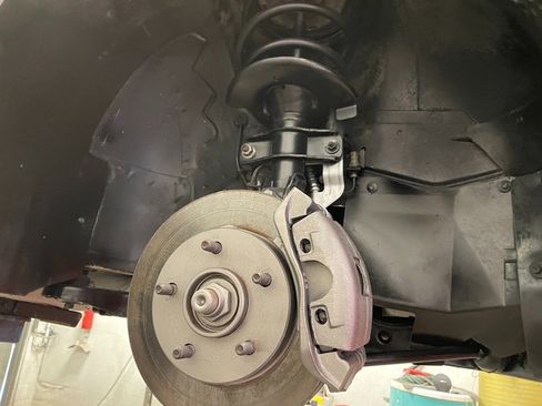 Used 1991 Cadillac Allante image 32