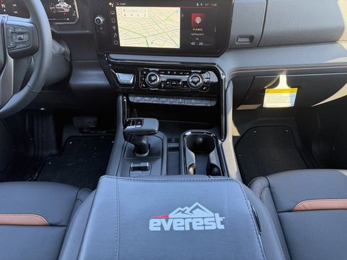 New 2026 GMC Sierra 1500 AT4 w/ AT4 Premium Package image 23