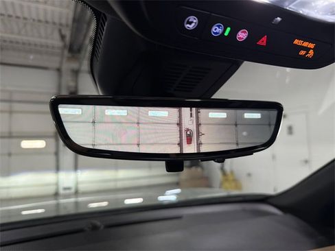 Certified 2026 Chevrolet Equinox ACTIV w/ Convenience Package III image 28