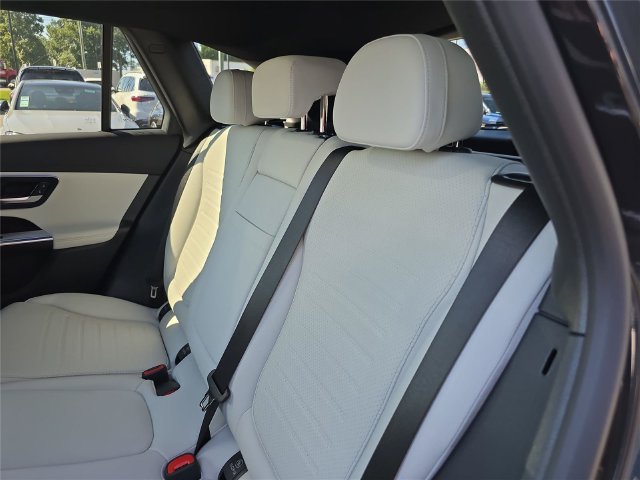 New 2026 Mercedes-Benz GLC 300 4MATIC image 13