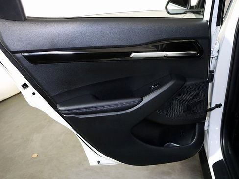 Used 2023 Kia Seltos S image 25