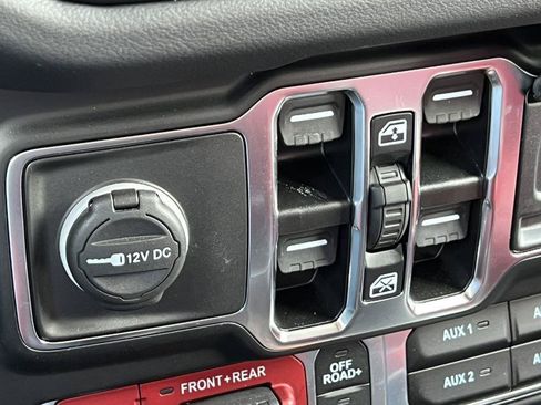 Used 2024 Jeep Wrangler Unlimited Rubicon 392 AWD/4WD image 28