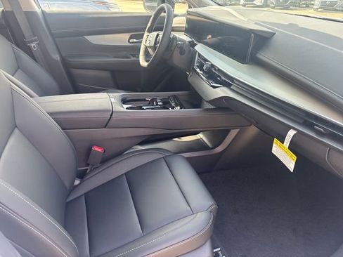 New 2025 Nissan Murano SL image 17