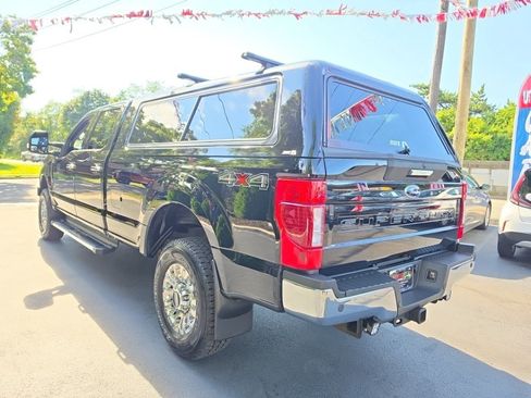 Used 2021 Ford F250 XLT w/ XLT Premium Package AWD/4WD image 2
