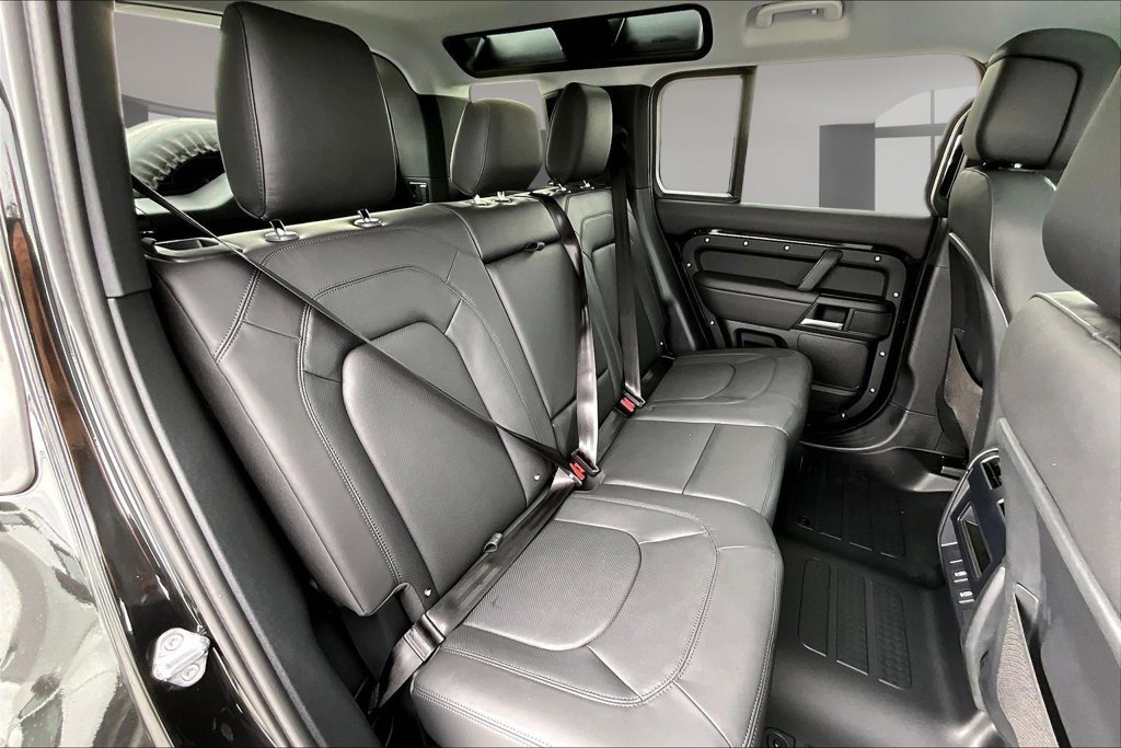 New 2026 Land Rover Defender 110 S AWD/4WD image 10