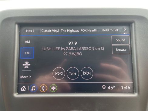 Used 2024 Chevrolet Equinox LS image 17