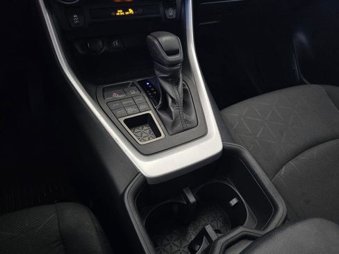 Used 2024 Toyota RAV4 XLE image 31