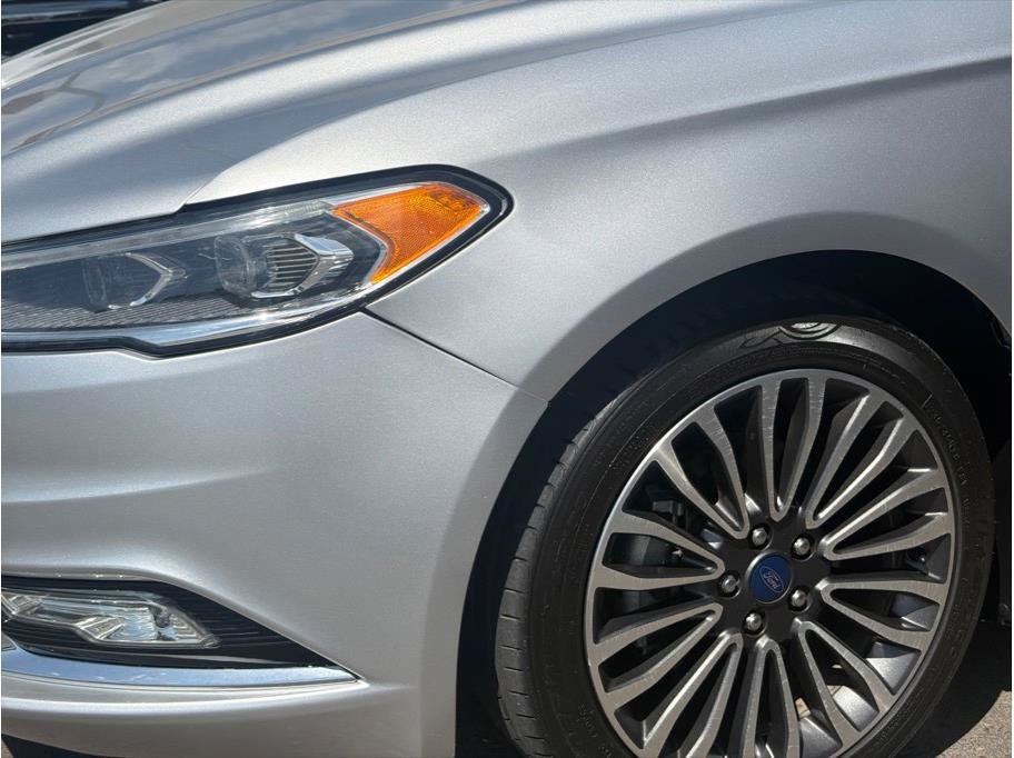 Used 2018 Ford Fusion Titanium AWD/4WD image 3