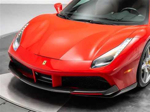 Used 2018 Ferrari 488 GTB GTB image 24