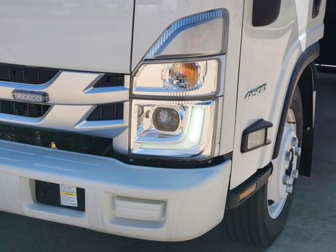 New 2024 Chevrolet Low Cab Forward RWD image 15