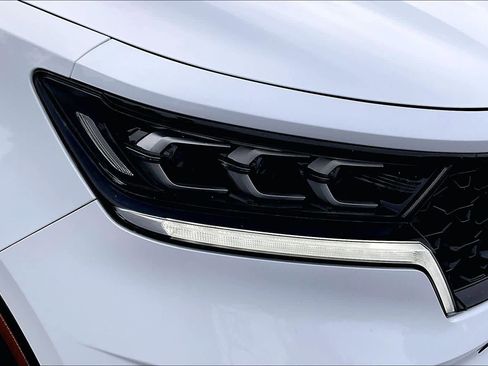 Used 2022 Kia Sorento SX image 32