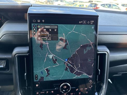 Used 2025 GMC Yukon XL Denali image 20