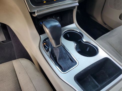 Used 2017 Jeep Grand Cherokee Laredo w/ Quick Order Package 23E image 24