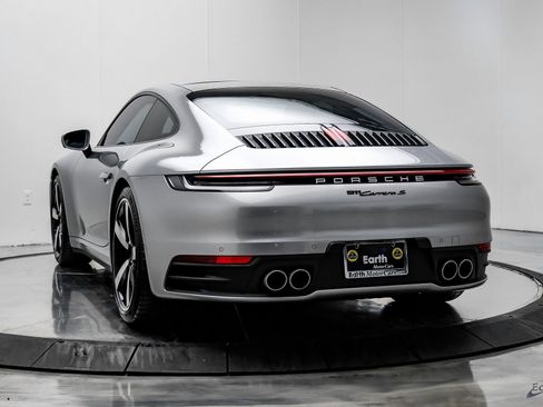 Used 2024 Porsche 911 Carrera S w/ Premium Package image 9