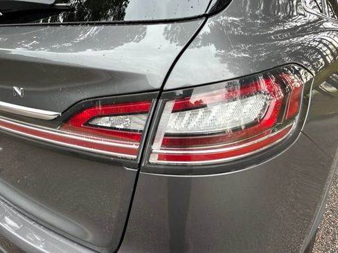 Used 2023 Lincoln Nautilus FWD w/ Premium Package image 14