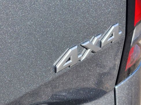 Used 2025 Nissan Frontier S image 31