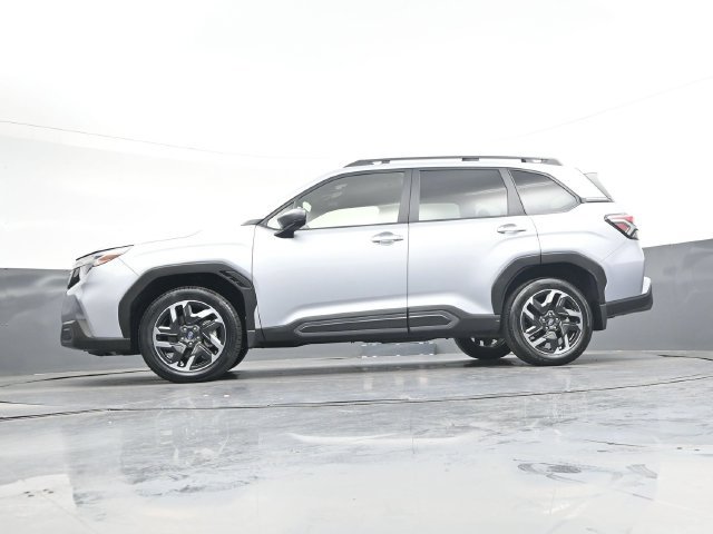 Used 2025 Subaru Forester Limited AWD/4WD image 36