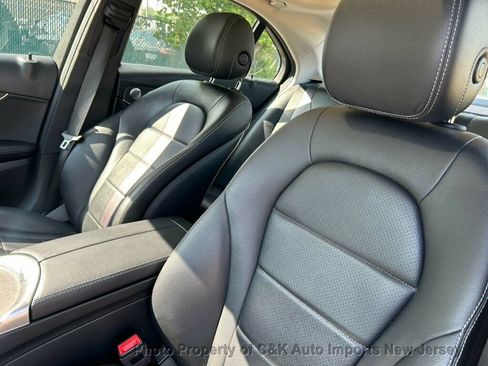 Used 2020 Mercedes-Benz C 300 4MATIC Sedan image 20
