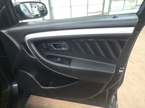 Used 2015 Ford Taurus SEL w/ Equipment Group 201A FWD image 5