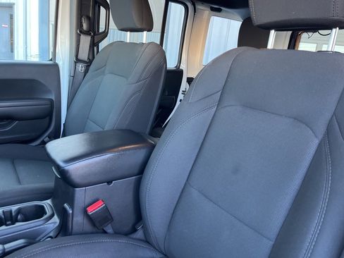 Used 2023 Jeep Wrangler Willys image 31