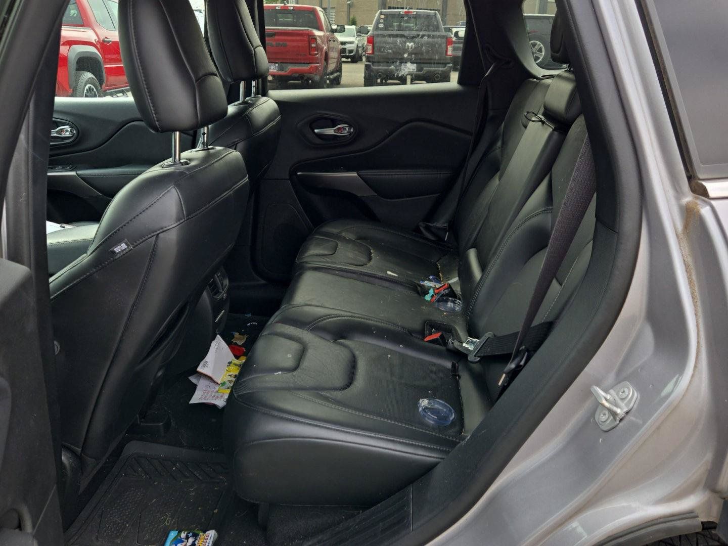 Used 2020 Jeep Cherokee Limited AWD/4WD image 14