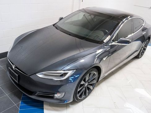 Used 2017 Tesla Model S 100D image 35
