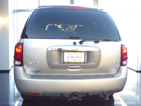 Used 2005 Buick Rainier CXL w/ Luxury Package image 9
