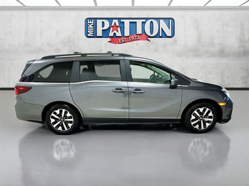 New 2026 Honda Odyssey EX-L image 8
