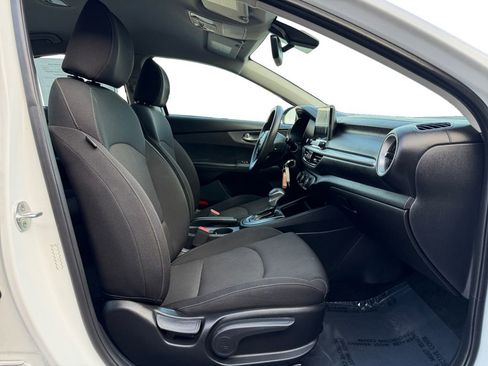 Used 2021 Kia Forte LXS image 17