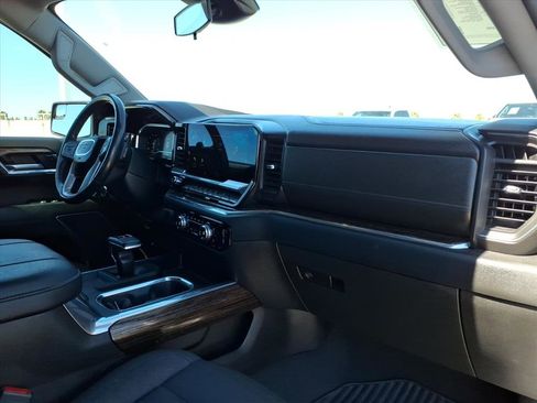 Used 2023 GMC Sierra 1500 Elevation w/ X31 Off-Road Package image 11