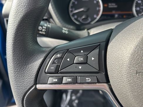 Used 2024 Nissan Sentra SV image 8