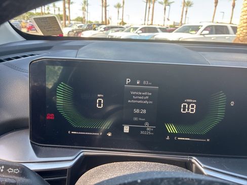 Used 2024 Kia Sorento S image 14