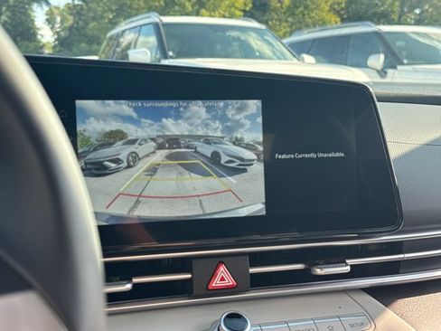 New 2026 Hyundai Elantra Limited FWD image 20